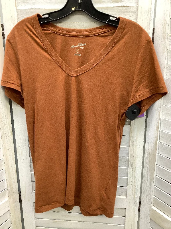 women's T-shirts with unique designsTop Short Sleeve Basic By Universal Thread  Size: S