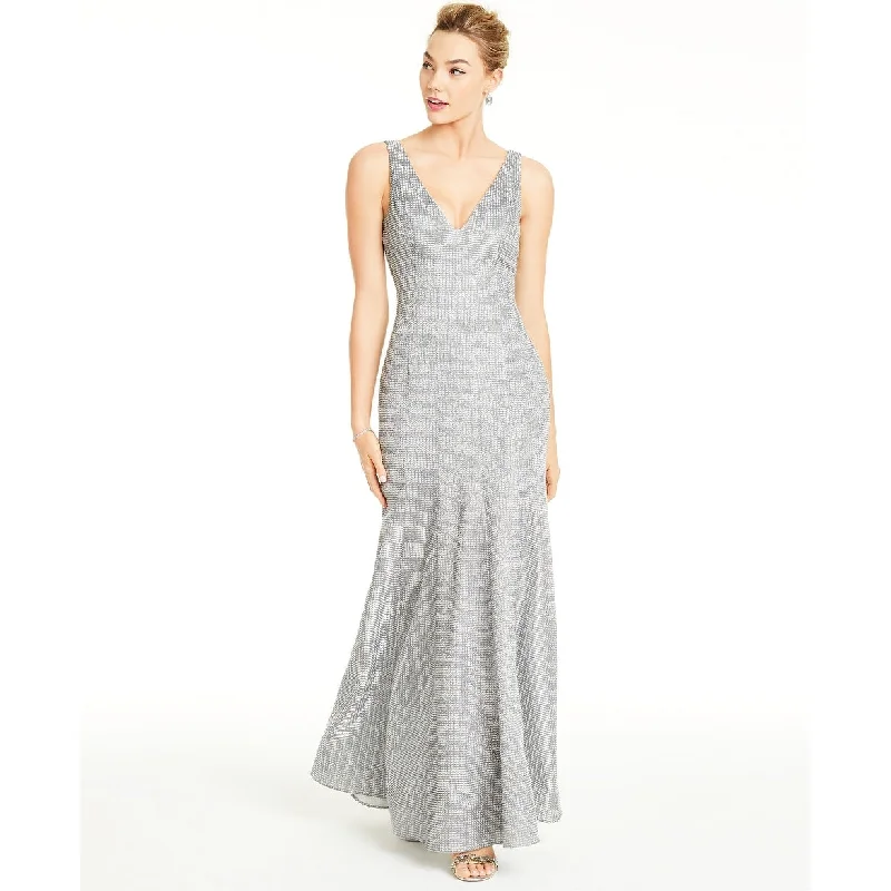 women's sleeveless dressesSequin Hearts Women's Glitter V-Neck Trumpet Gown Silver Size 5