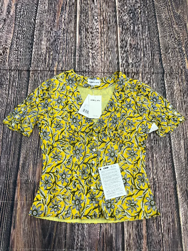 affordable women's T-shirtsTop Short Sleeve By Antik Batik  Size: M