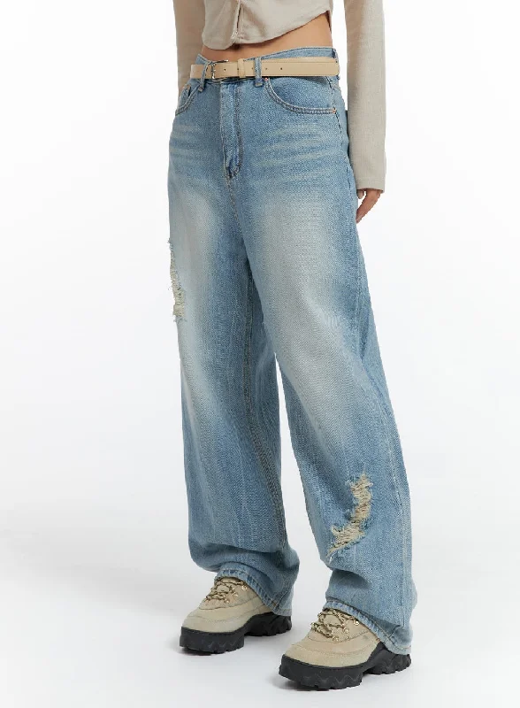 women's denim jeans with contrasting stitchingDistressed Wide-leg Jeans CF419