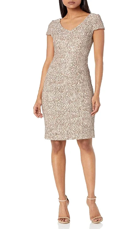 women's made-to-order dressesAlex Evenings 82122241 - Shimmer Lace Cocktail Dress