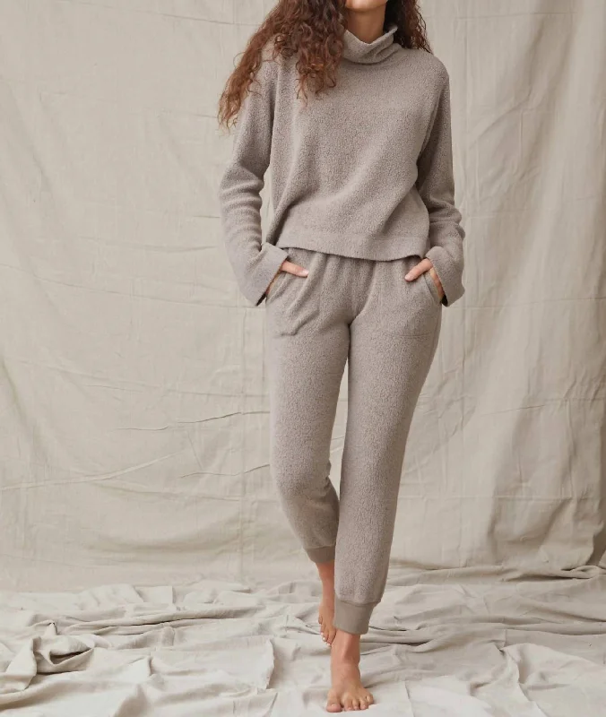 women's petite pantsEasy Jogger In Concrete