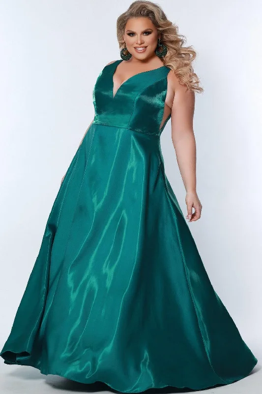 women's everyday dressesSydneys Closet SC7356 Plus Size Long Sleeveless Prom Gown